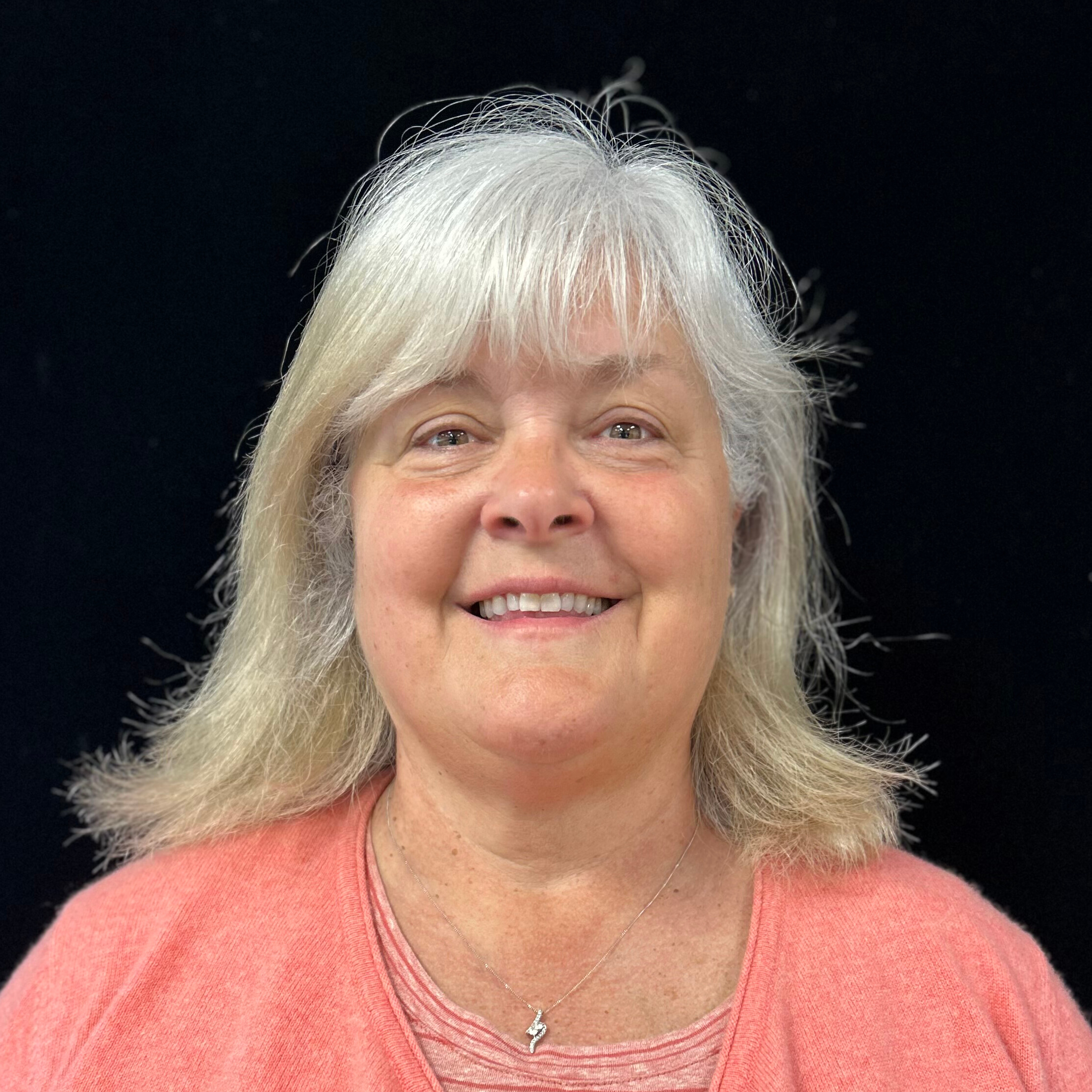 Susie Kelly : Village of Leland Clerk